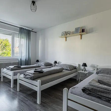Lovely Flat - Happy *